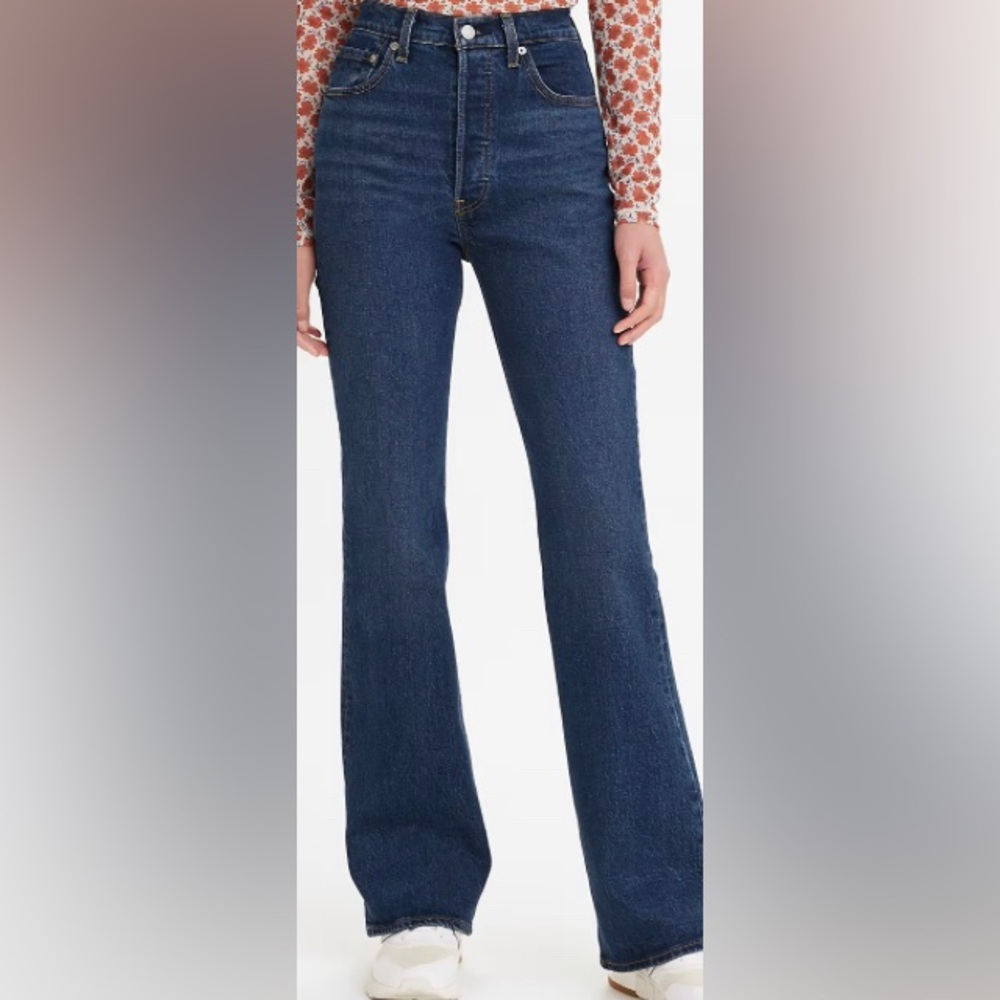 Levi’s Ribcage High-Rise Bootcut Jeans